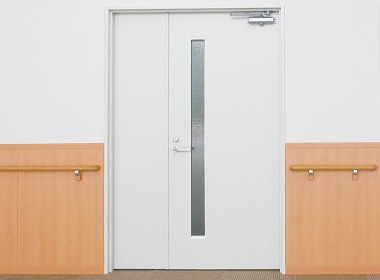 軽量鋼製ドア1